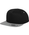 Flexfit by Yupoong Classic 5-panel snapback